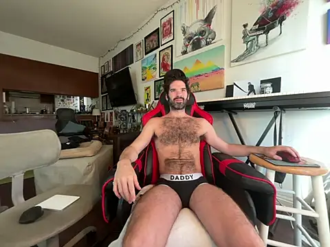 Pupscritch online show from May 20, 2026, 4:13 pm