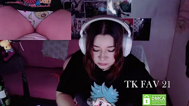 Snapshot of Pink_girl0n chatting on April 30, 2026, 8:57 pm Pink girl0n online show from April 30, 2026, 8:57 pm