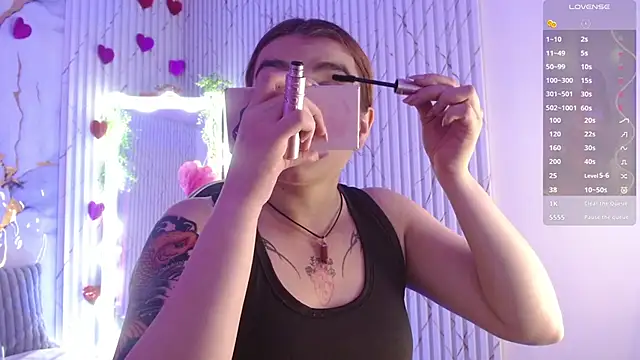 Naomy tay1 online show from February 22, 2026, 4:46 am