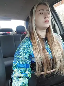 Reina Cummings online show from March 26, 2026, 6:19 am