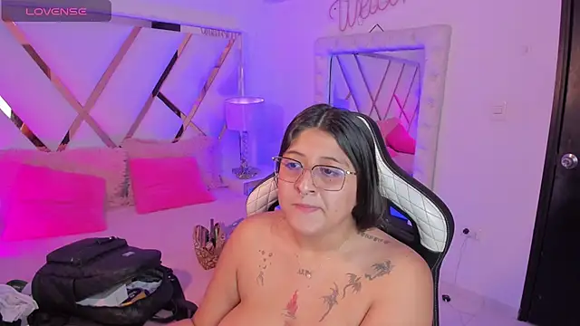 megann  up online show from April 1, 2026, 7:22 pm