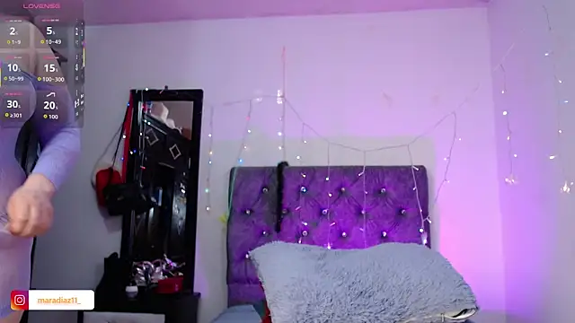 Snapshot of MaraDiaz11 chatting on February 28, 2026, 8:21 pm MaraDiaz11 online show from February 28, 2026, 8:21 pm