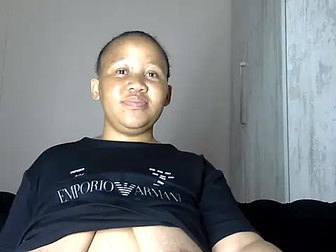 Snapshot of Yellowriider chatting on October 27, 2025, 4:22 pm Yellowriider online show from October 27, 2025, 4:22 pm