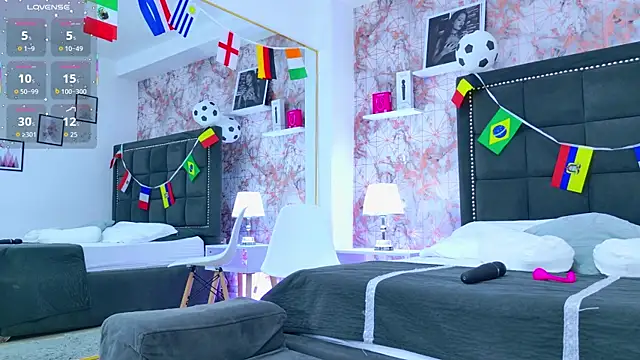 Snapshot of Angelique_Angell chatting on July 9, 2026, 7:51 pm Angelique Angell online show from July 9, 2026, 7:51 pm