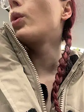 raen001 online show from March 4, 2026, 8:53 am