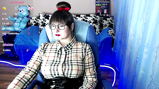 Snapshot of MilaRay chatting on December 11, 2024, 10:36 am MilaRay online show from December 11, 2024, 10:36 am