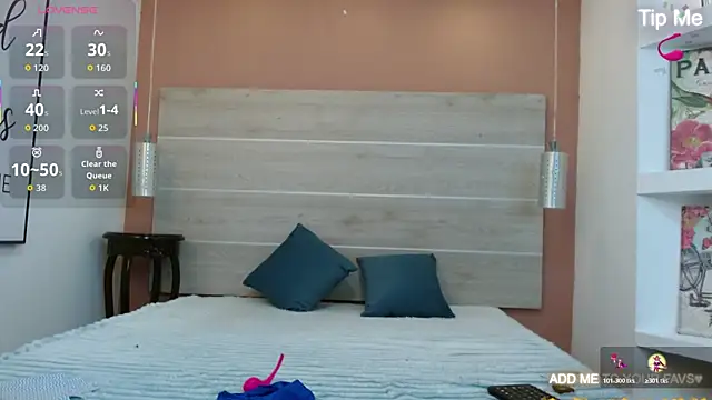 Snapshot of AlexandraCambell chatting on April 18, 2026, 6:34 pm AlexandraCambell online show from April 18, 2026, 6:34 pm