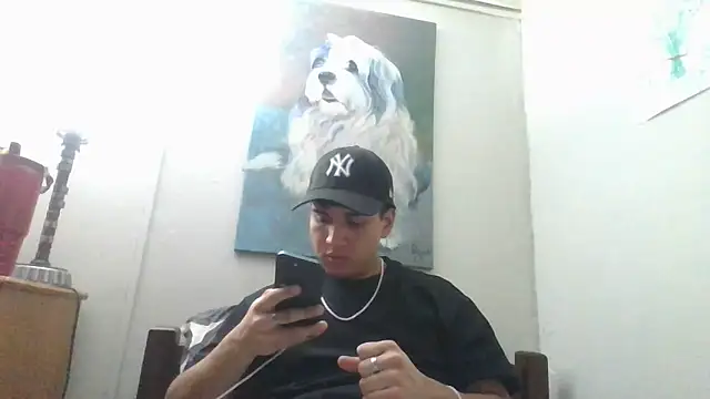 angxhot online show from May 21, 2026, 4:41 am