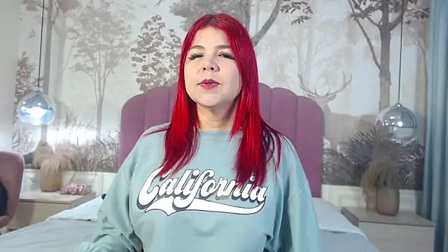 CorineRay online show from December 2, 2025, 7:42 pm