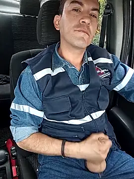 Blackaxes online show from April 15, 2026, 9:37 pm