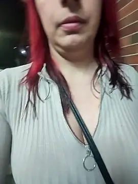 angel  red  online show from October 29, 2025, 3:31 am