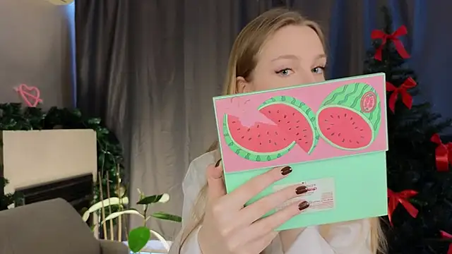 CindyGreen online show from December 3, 2025, 6:32 am