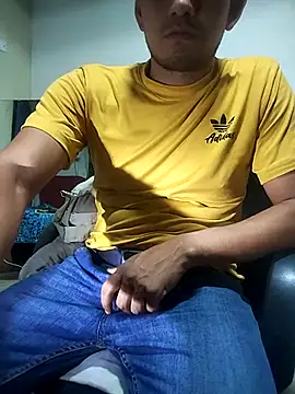 Snapshot of Bosssweet22cm chatting on November 13, 2025, 1:04 am Bosssweet22cm online show from November 13, 2025, 1:04 am