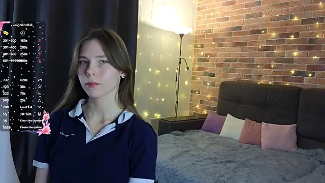 EmiliDen online show from November 13, 2025, 7:02 pm