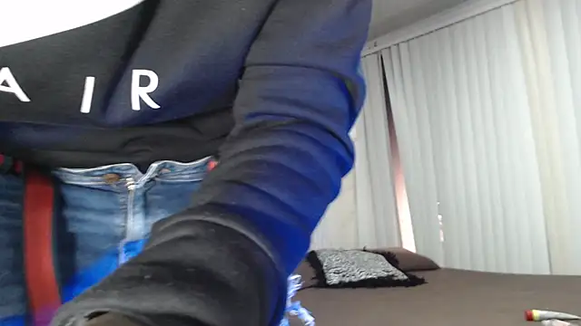 Morganandmegan online show from November 4, 2025, 11:31 am