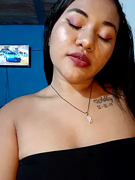 sofiaxxxxkl online show from November 19, 2025, 1:22 pm