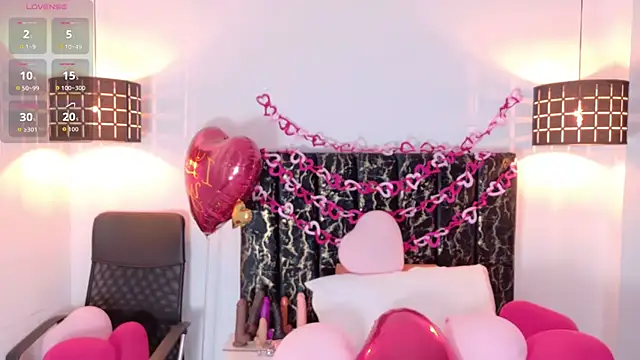 Snapshot of evvaa_moon69 chatting on February 14, 2026, 12:35 pm evvaa moon69 online show from February 14, 2026, 12:35 pm