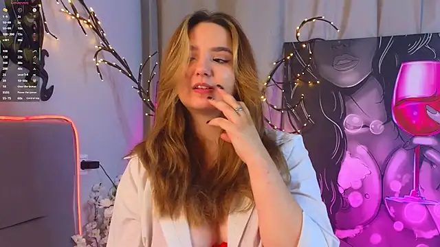 LucilleMcBride online show from December 3, 2025, 6:21 am