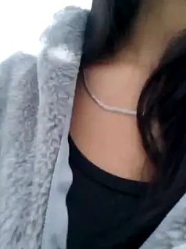 SofieLove 01 online show from March 29, 2026, 10:10 pm