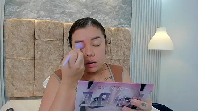 Snapshot of leilapons chatting on November 6, 2025, 6:20 pm leilapons online show from November 6, 2025, 6:20 pm