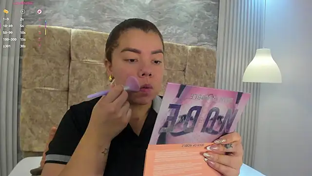 Snapshot of leilapons chatting on January 14, 2026, 5:40 pm leilapons online show from January 14, 2026, 5:40 pm