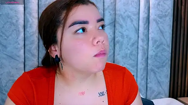 Snapshot of leilapons chatting on February 24, 2026, 5:00 pm leilapons online show from February 24, 2026, 5:00 pm