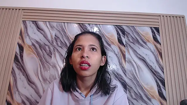 Samantha Fox69  online show from April 20, 2026, 3:04 pm