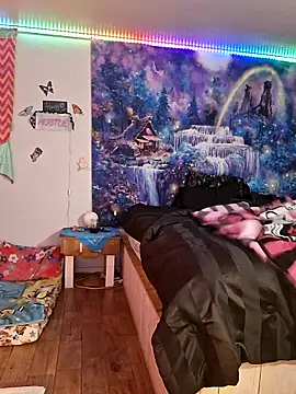 Snapshot of PeachyAriel chatting on October 9, 2025, 1:14 am PeachyAriel online show from October 9, 2025, 1:14 am