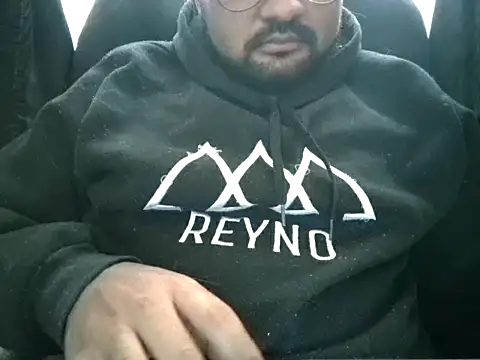 Snapshot of Dante_505 chatting on November 3, 2025, 9:05 pm Dante 505 online show from November 3, 2025, 9:05 pm