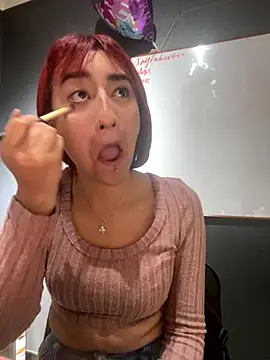 Snapshot of JuliethaDemon_ chatting on October 21, 2025, 1:23 pm JuliethaDemon online show from October 21, 2025, 1:23 pm