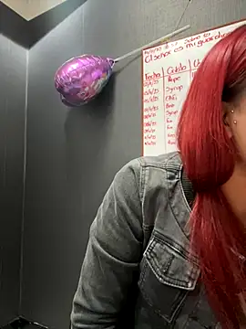 Snapshot of JuliethaDemon_ chatting on November 17, 2025, 1:17 pm JuliethaDemon online show from November 17, 2025, 1:17 pm