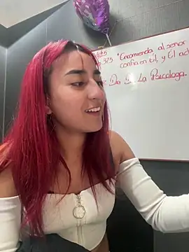 Snapshot of JuliethaDemon_ chatting on November 21, 2025, 1:21 pm JuliethaDemon online show from November 21, 2025, 1:21 pm