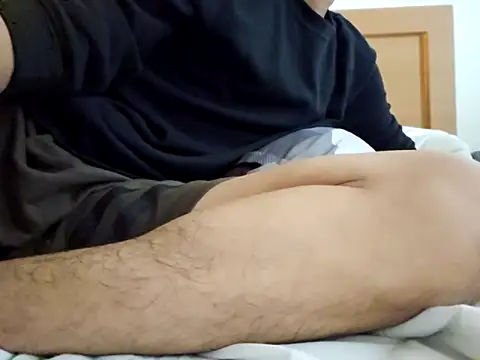 boy69horny online show from October 12, 2025, 8:35 am
