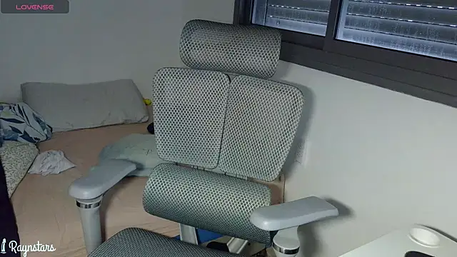 raynstars online show from March 21, 2026, 1:37 pm