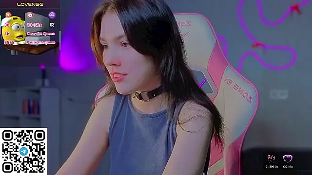 Sophie SkyAngel online show from February 26, 2026, 6:29 pm