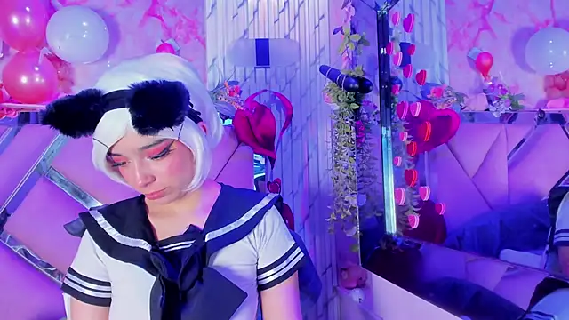 Snapshot of Akane_Hikari_ chatting on February 16, 2026, 5:25 am Akane Hikari online show from February 16, 2026, 5:25 am