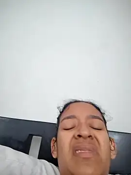 Snapshot of Amber-Sweett chatting on November 6, 2025, 3:02 pm Amber-Sweett online show from November 6, 2025, 3:02 pm