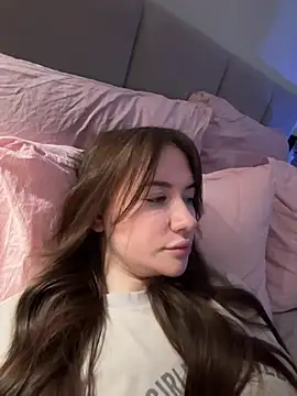 Snapshot of MeganStrain chatting on February 7, 2026, 8:12 pm MeganStrain online show from February 7, 2026, 8:12 pm