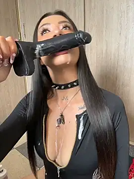 ValentinaBianchi online show from May 15, 2026, 6:15 pm
