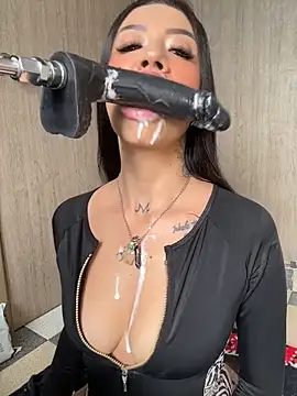 ValentinaBianchi online show from June 18, 2026, 6:01 pm