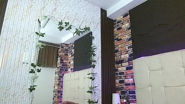 malenahot303av online show from October 2, 2025, 3:57 am