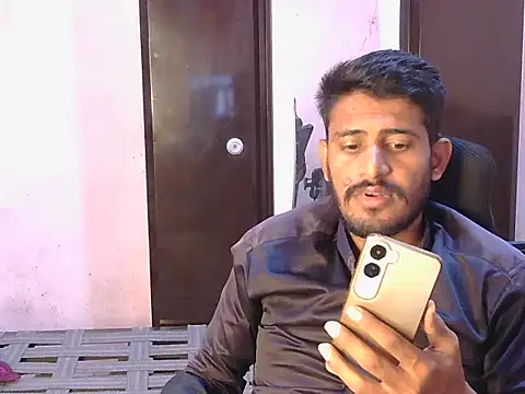 krishjaat43 online show from March 8, 2026, 2:32 pm