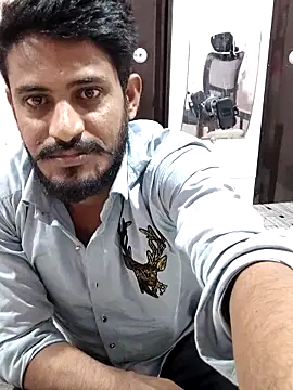 krishjaat43 online show from April 6, 2026, 4:10 am