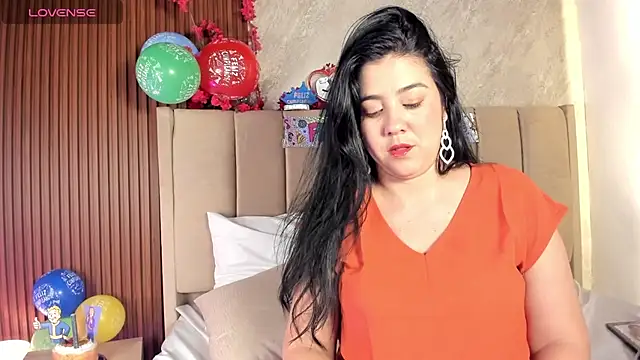  Cris Spicy  online show from September 11, 2025, 7:47 pm