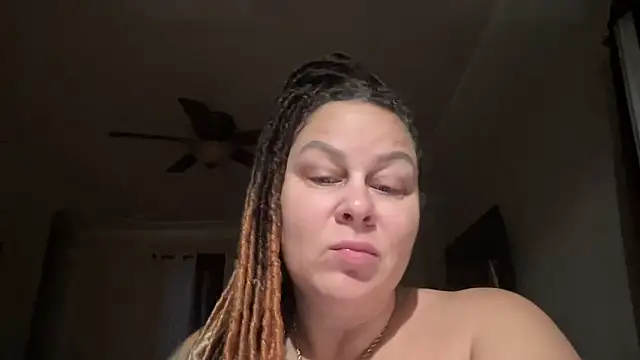 Snapshot of number1slut chatting on February 3, 2026, 12:54 pm number1slut online show from February 3, 2026, 12:54 pm