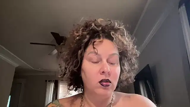 Snapshot of number1slut chatting on February 16, 2026, 5:09 pm number1slut online show from February 16, 2026, 5:09 pm