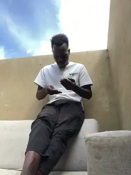 cuminsidebby online show from April 9, 2026, 9:04 am