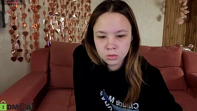 Snapshot of Lori_Blossom chatting on February 14, 2026, 1:02 am Lori Blossom online show from February 14, 2026, 1:02 am