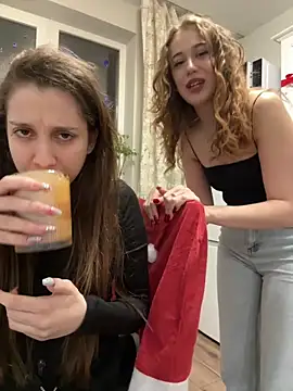 yourfavpsy  online show from December 19, 2025, 4:14 pm