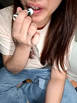 hihiakiko online show from March 18, 2026, 3:15 pm